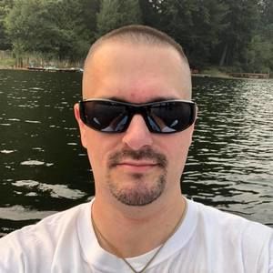 Meet your Posher, Robert